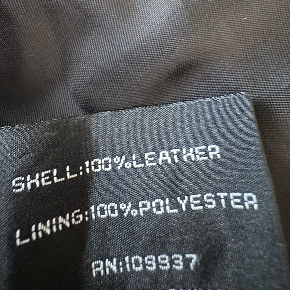PRAGUE Women's Black Leather Jacket - Picture 7 of 10